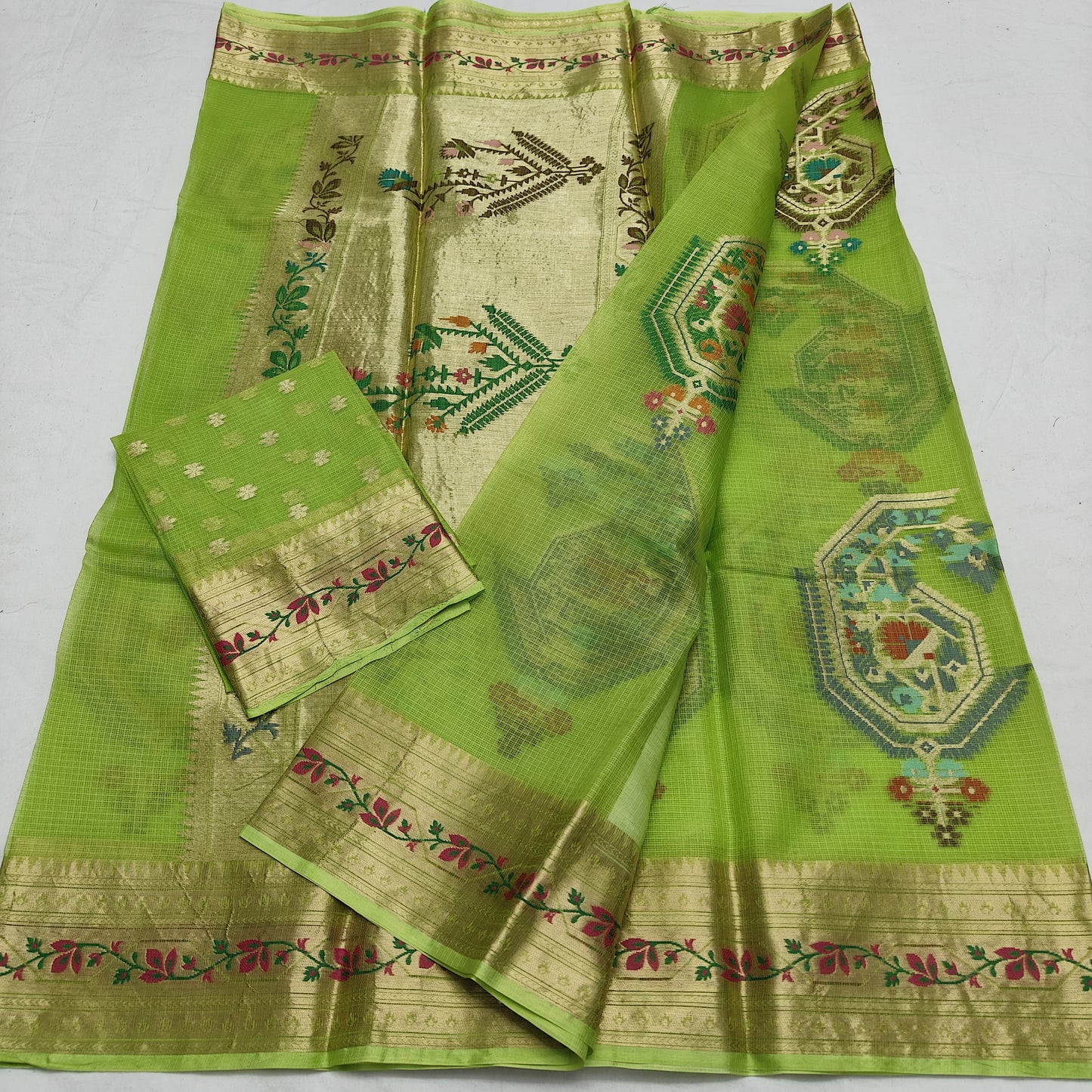 Kota saree with Jari borders