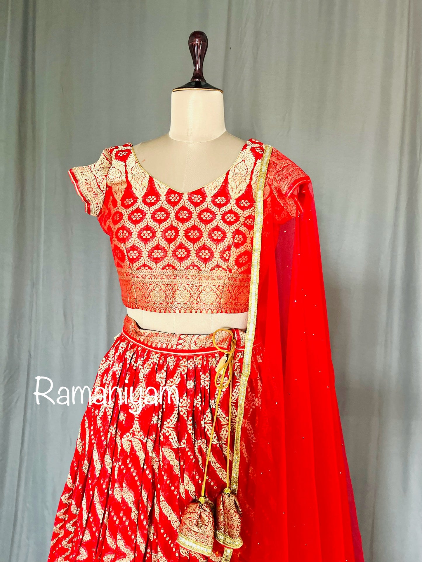 Royal red pure Banarasi bandhani lehanga