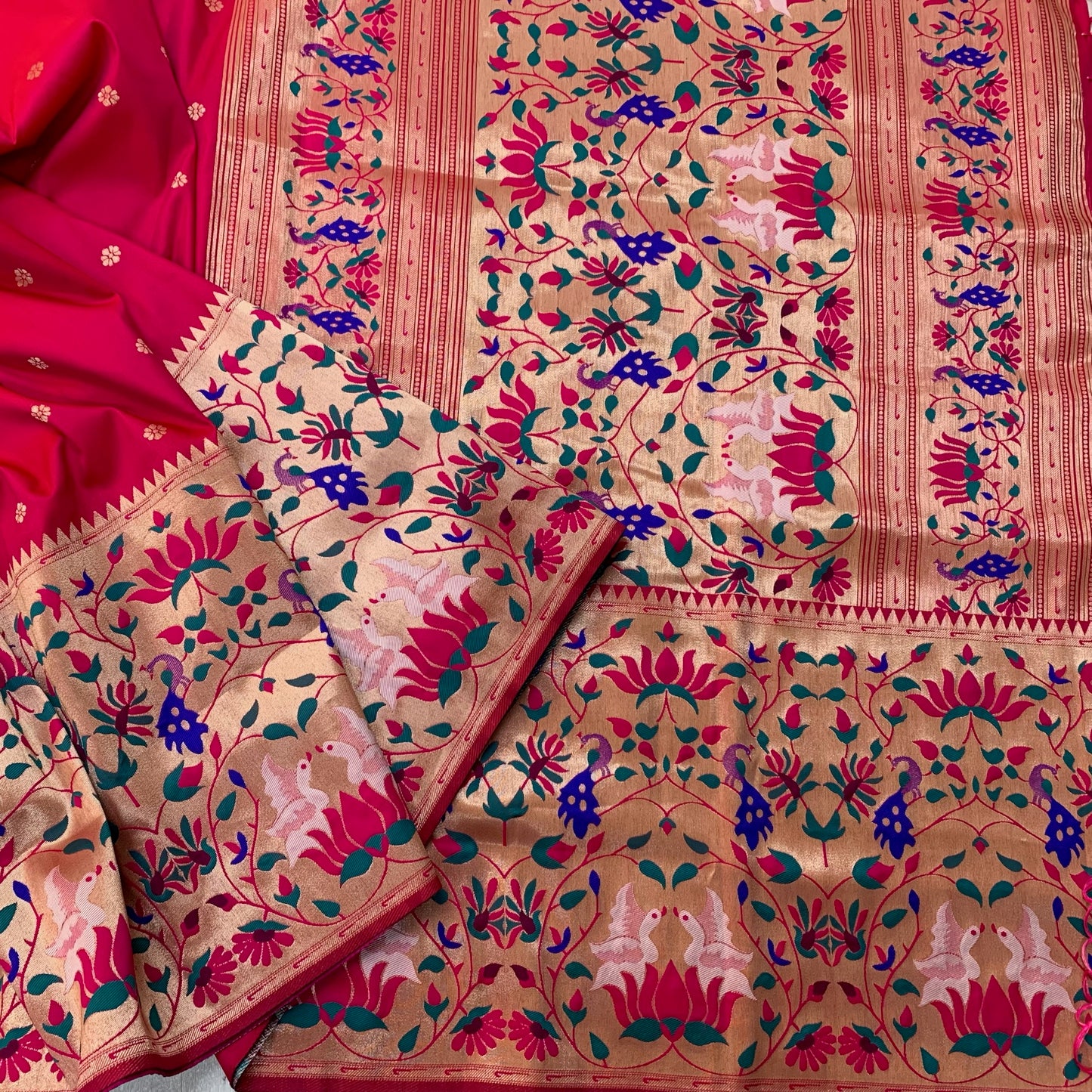 Banarasi Paithani Saree